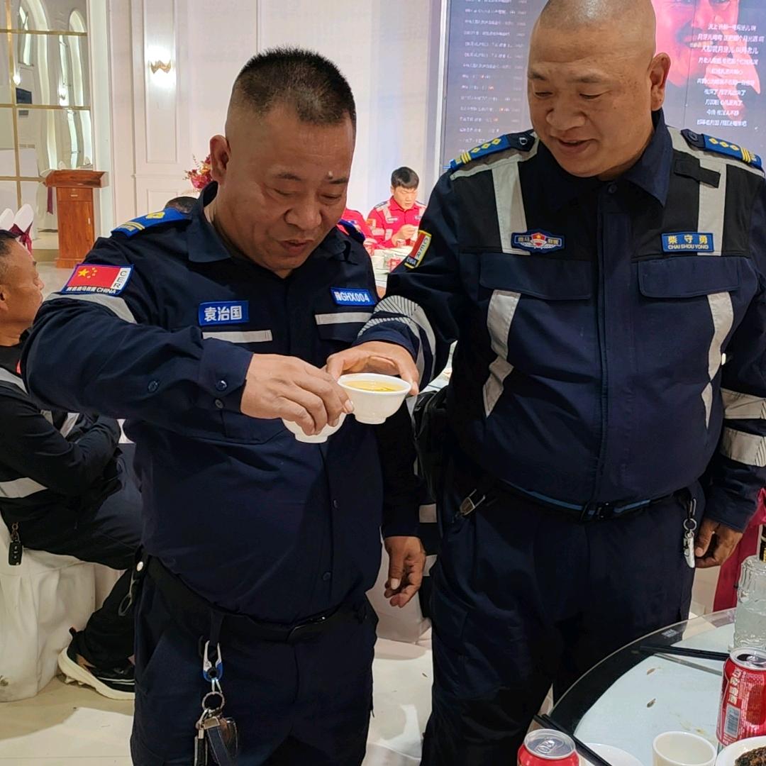老实疙瘩蛋