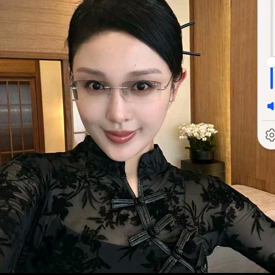 小阿俏'