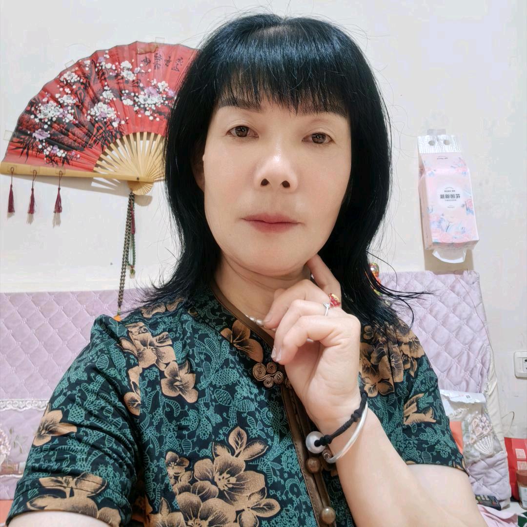 (ღ♡叶子♡ღ)