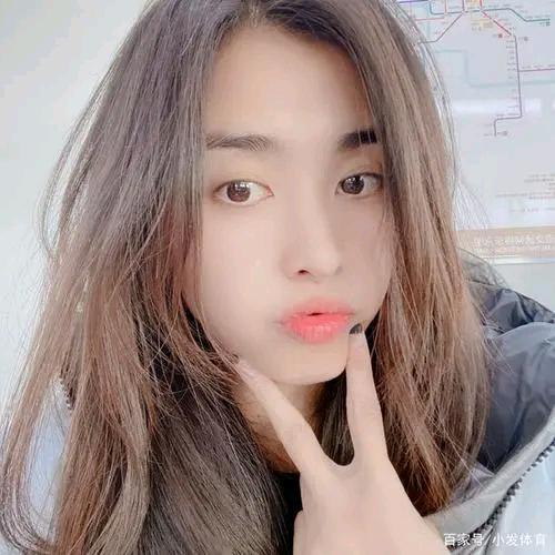 方秀丹。
