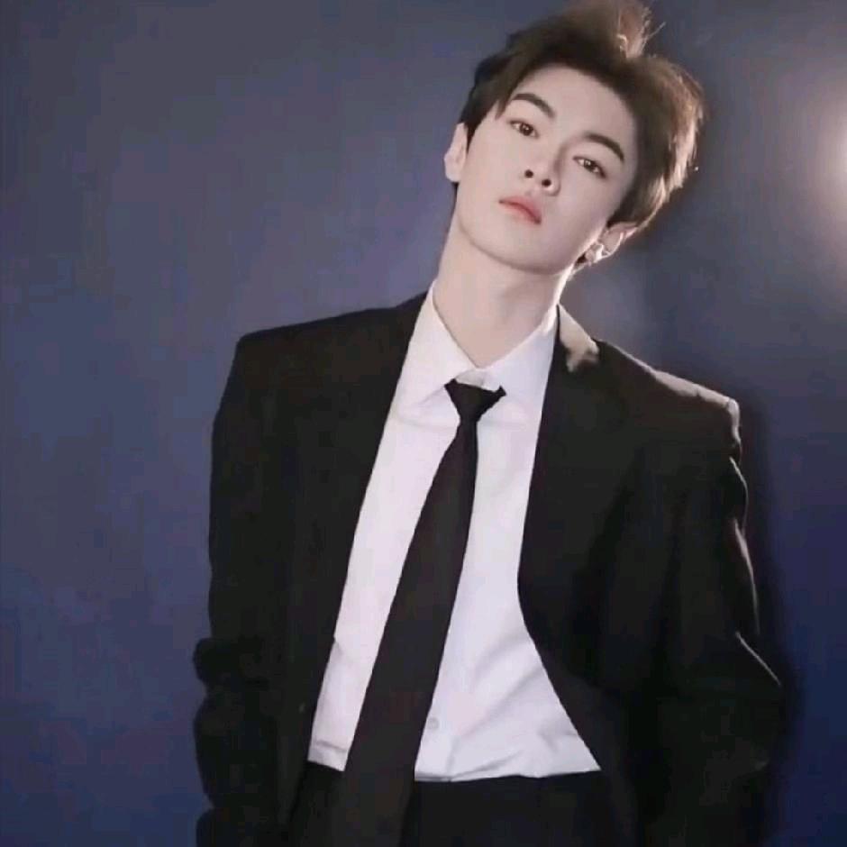 阿宁-（在线看脸中）