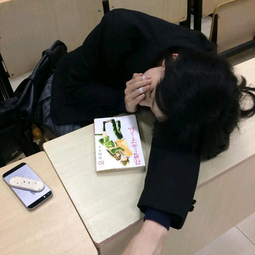 𓆡𓆝𓆟𓆜𓆞𓆝