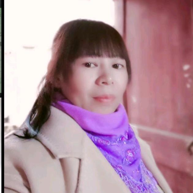 一个人开开心心好好爱自己。