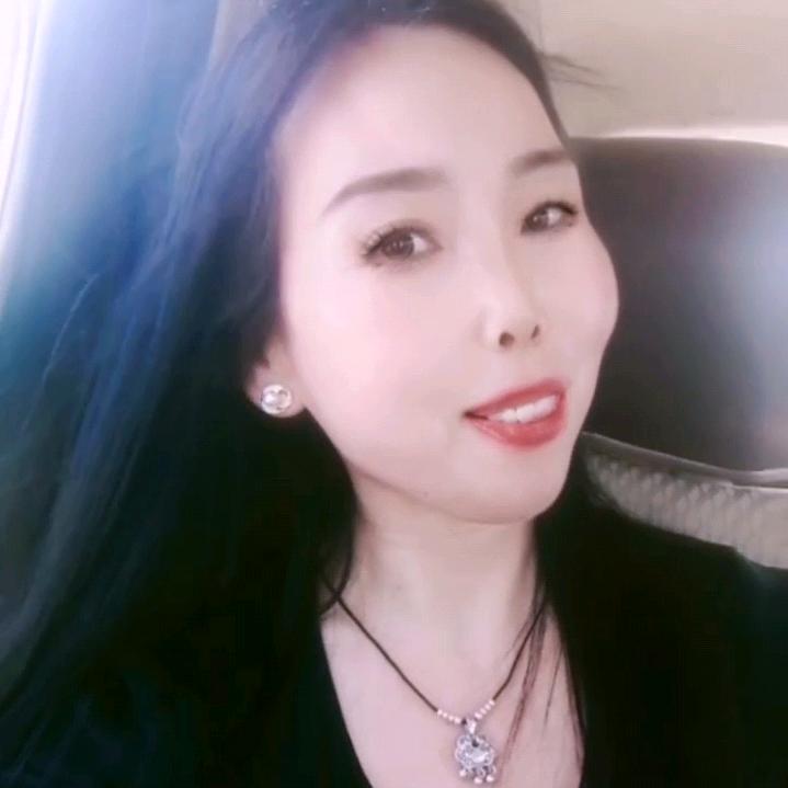 恭喜发财——馒头姐