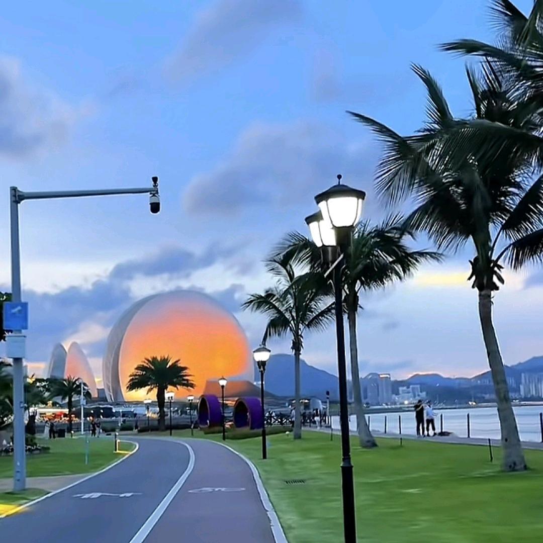 小摩托🇨🇳🇨🇳🇨🇳