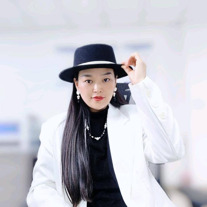 梅梅瑜伽
