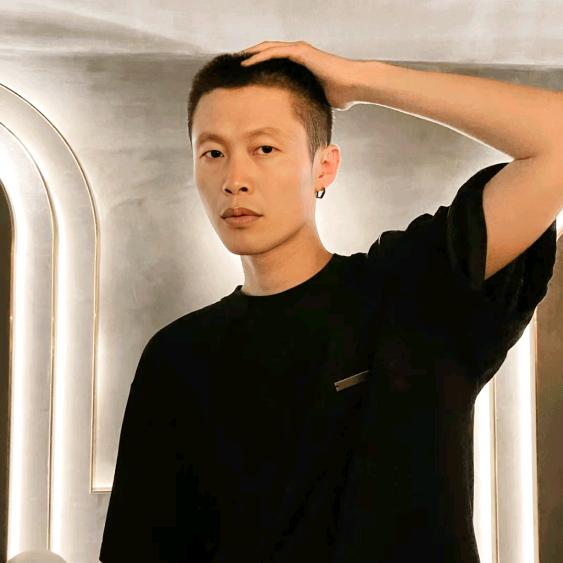 半生以过。学会沉默