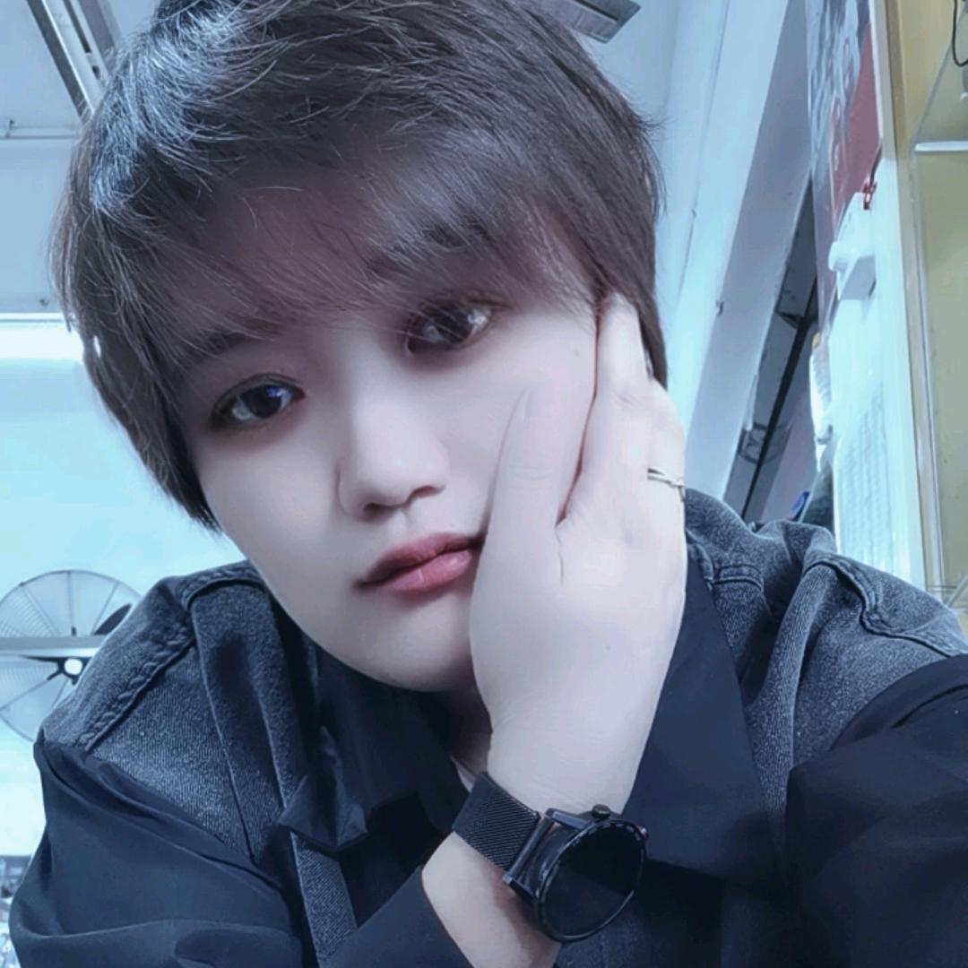 ♡ ζ__爱男摩不爱男模
