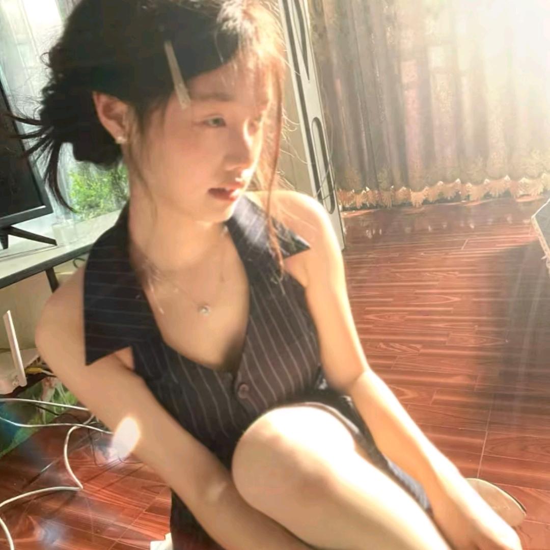 锦鲤小艾.