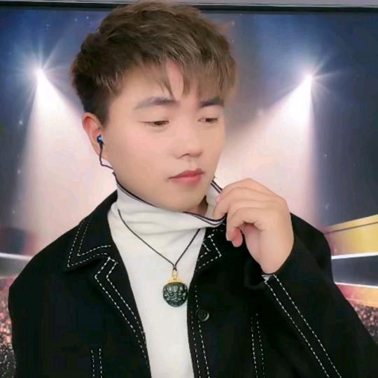 每天都要微笑❤️🌹🌺