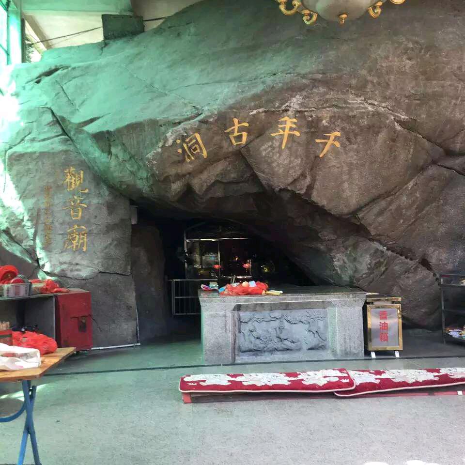 小小彬头像