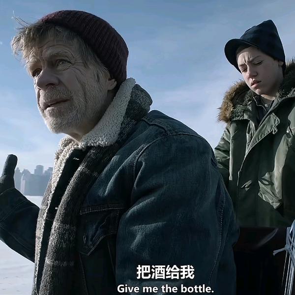 骑着红灯撞老奶奶