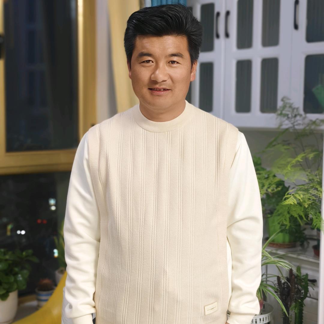 临夏南站大桥头临夏宾馆楼底雅迪 发玉公司