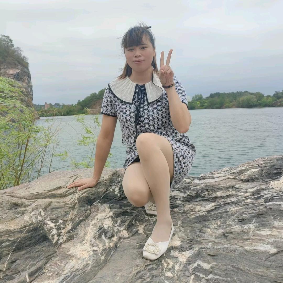 岩口飞飞