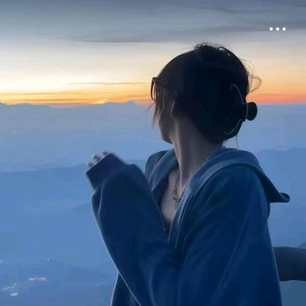 🌸ℳ暖暖ღ࿐⃰