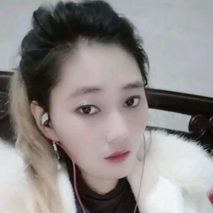 坚强的琪琪