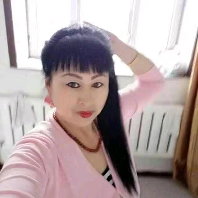 A金土美女