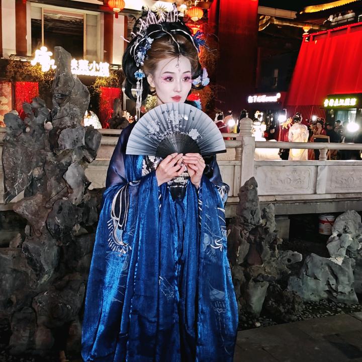 A老板娘@