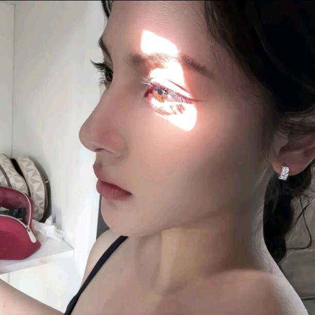 Öm白漂亮