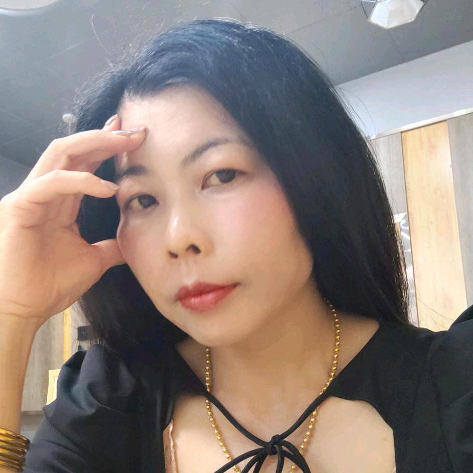 美娜娜