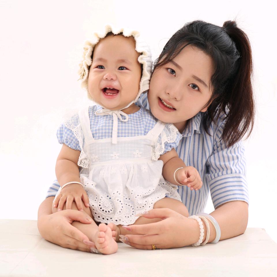 小媛宝（努力破1000粉）