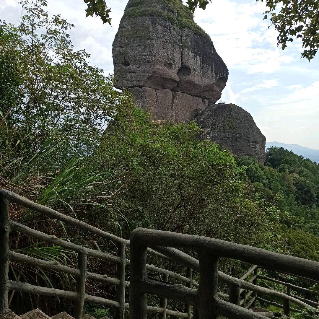 黄哥龙川