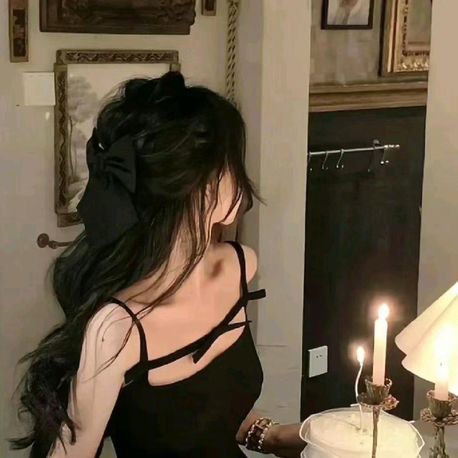 晏苒呐