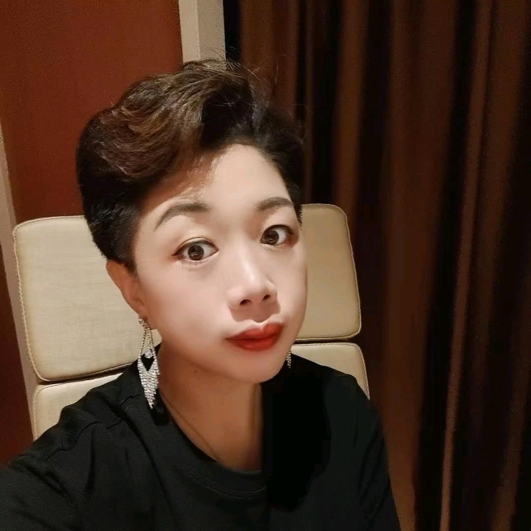 秋霞爱做美食