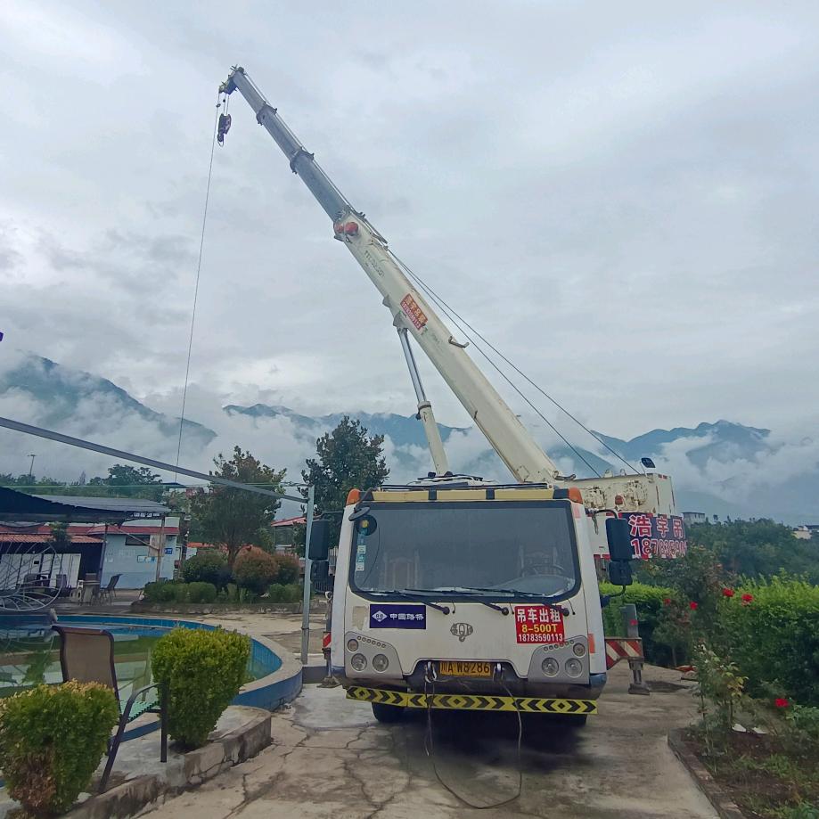 汉源吊车出租