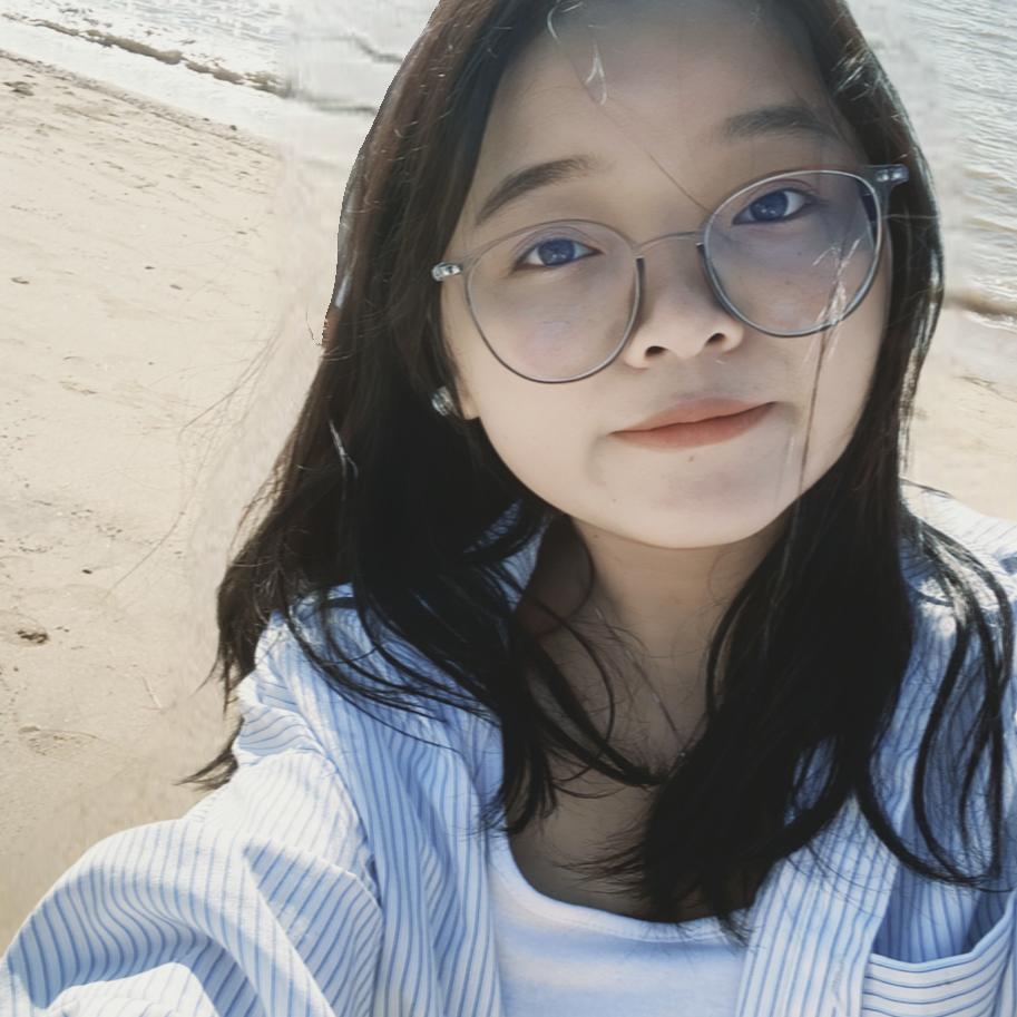 妍妍睡醒了