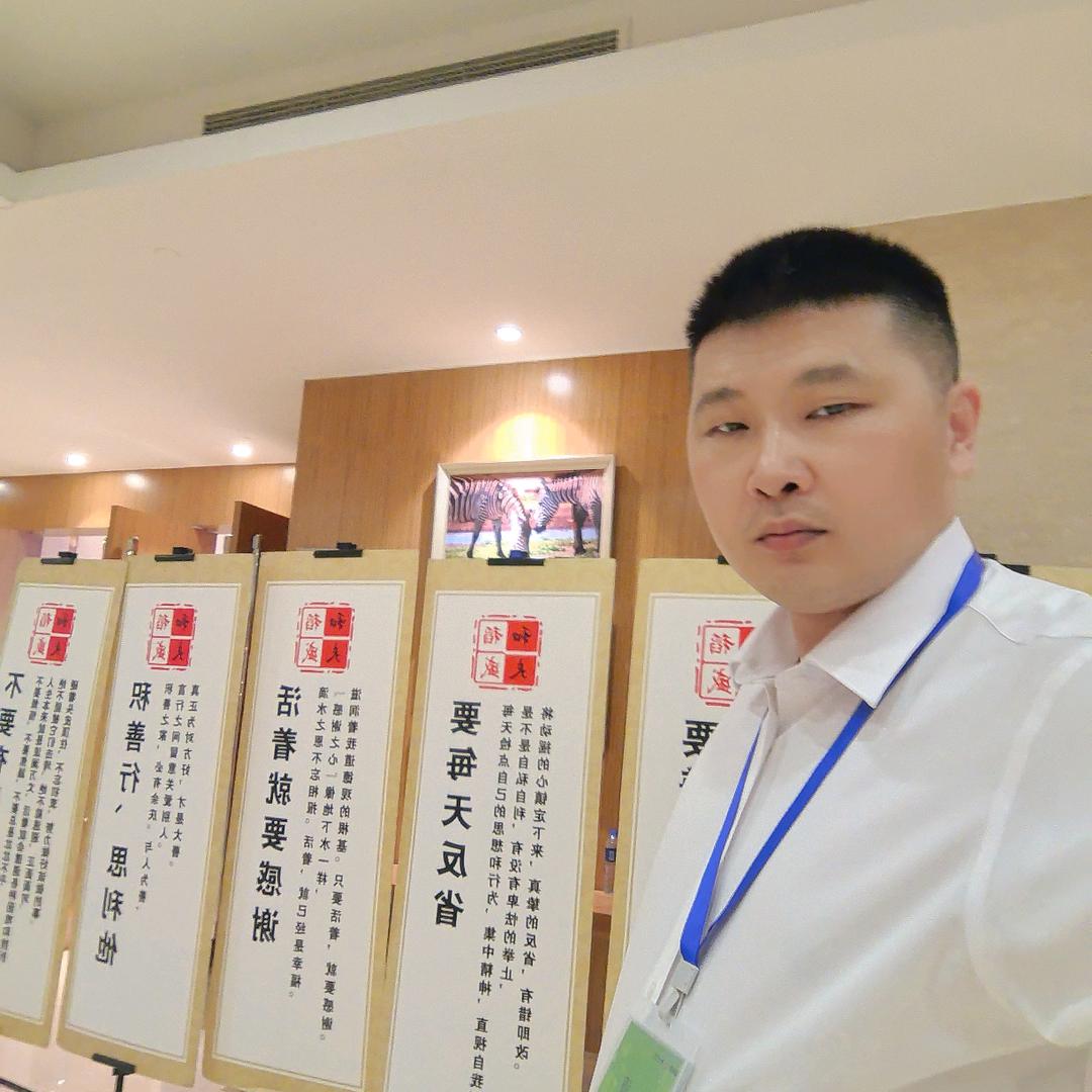 伊高乐种兔-兔饲料-杨涛