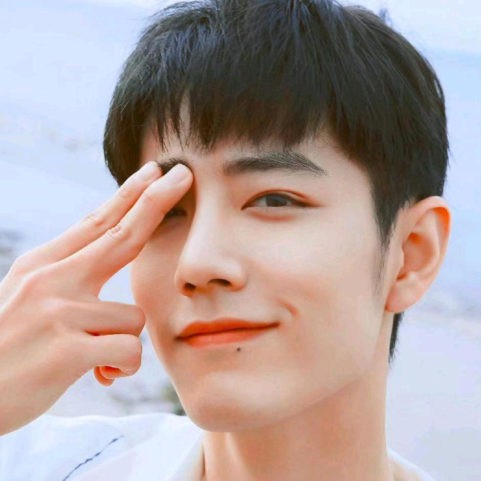 . 三月南风吹云