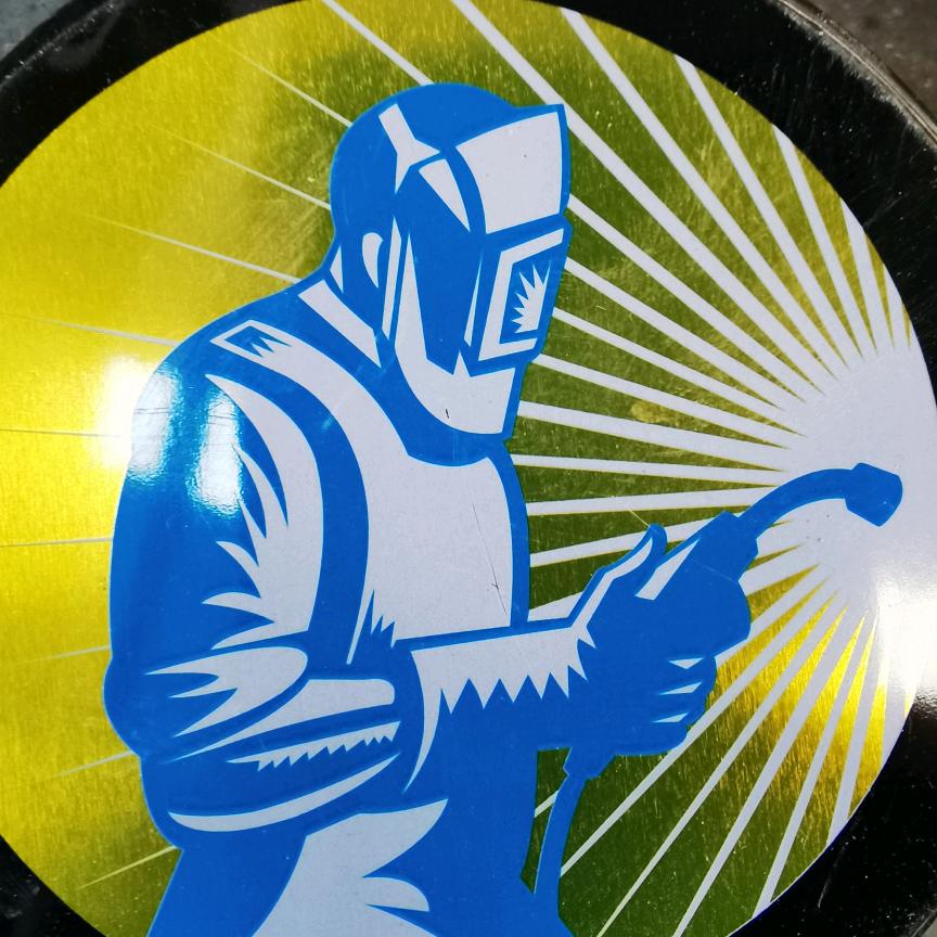 拼搏无止境（焊工小罗）