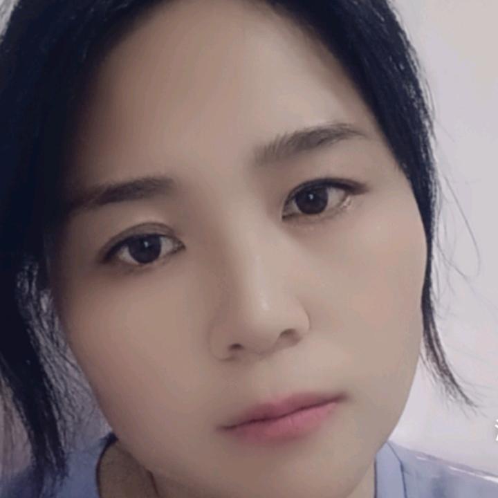 啊英