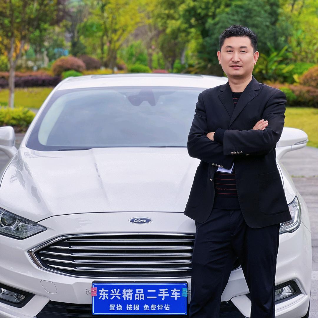 大英东鑫二手车明哥