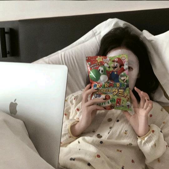 啵啵鱼^