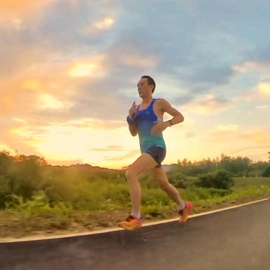 紫气东来🏃🏻‍♂️🏃🏻‍♂