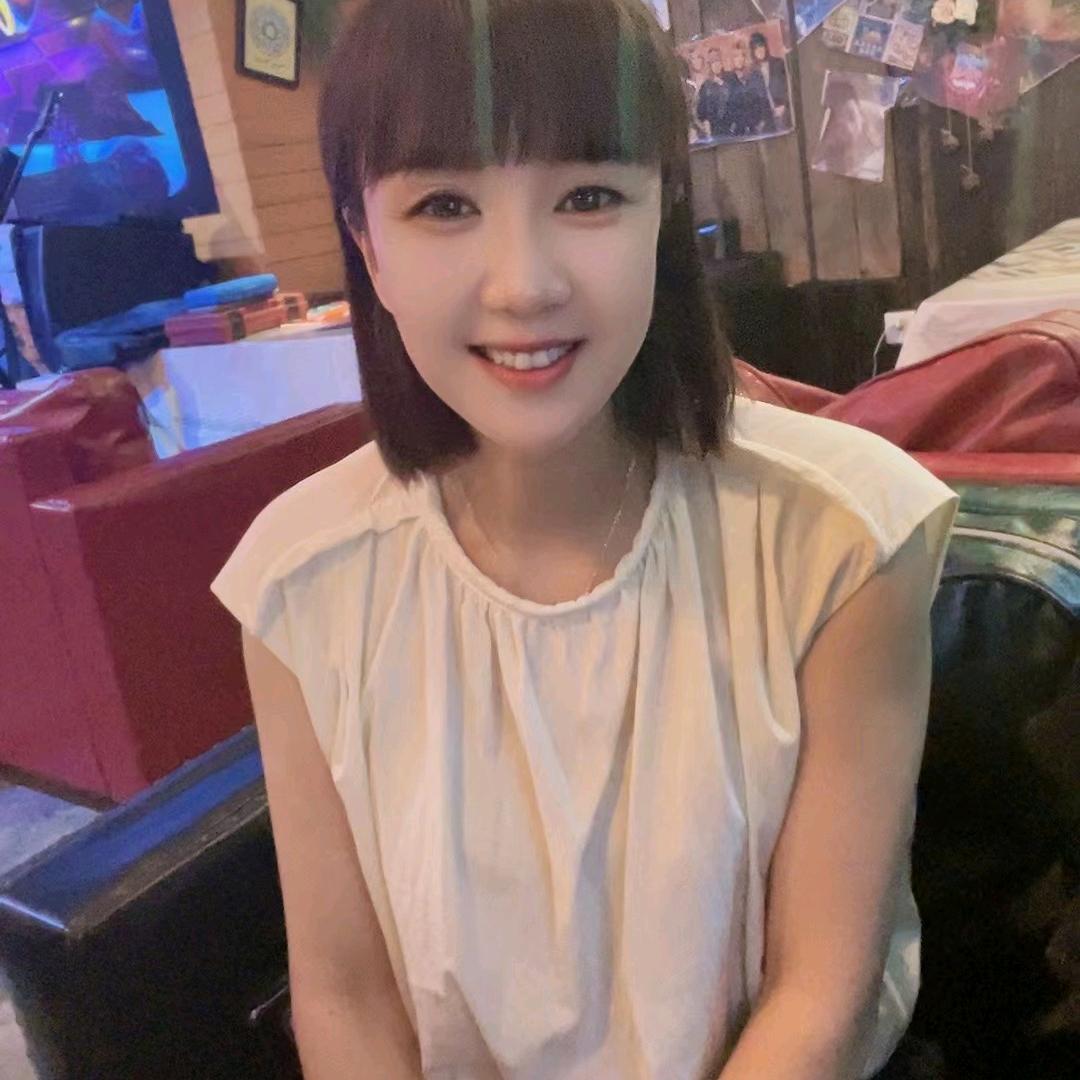 台儿庄区偏爱时尚女装店