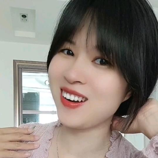 娇娇.