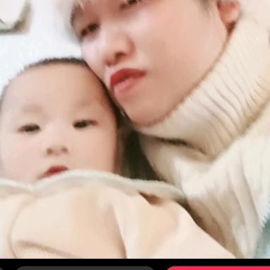 受伤的女人无家可归