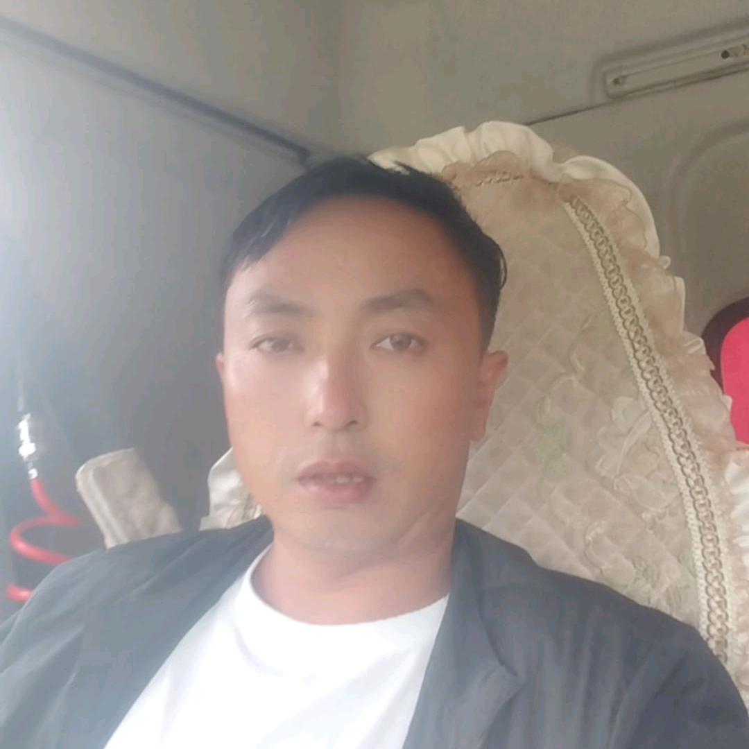 爱你的人是我