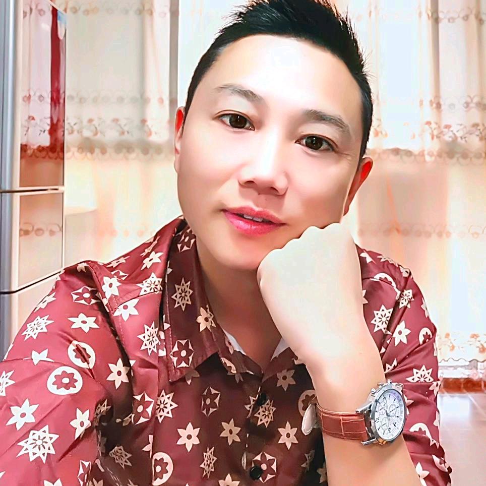 随风总裁🍷🎻