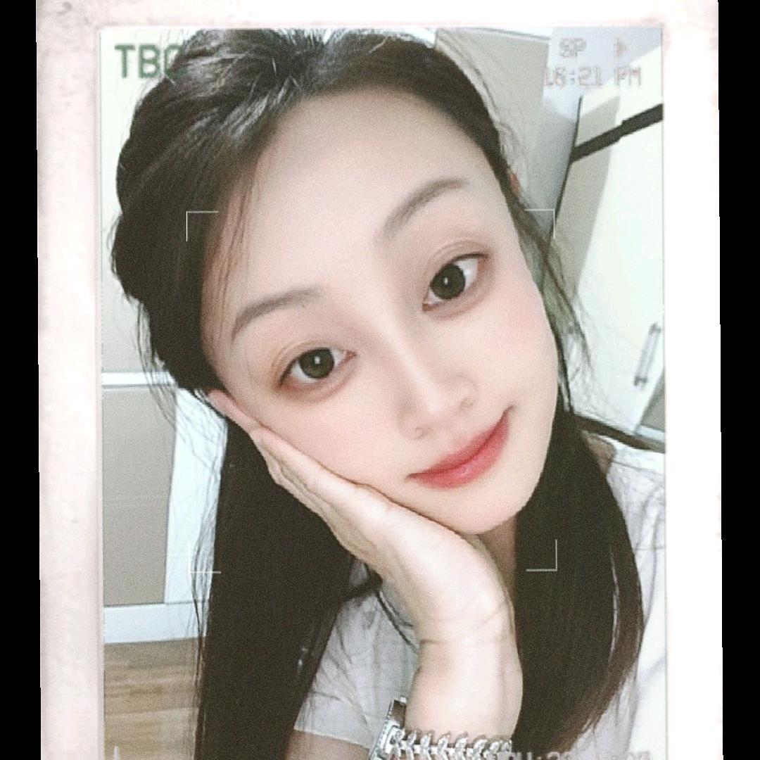 @依依