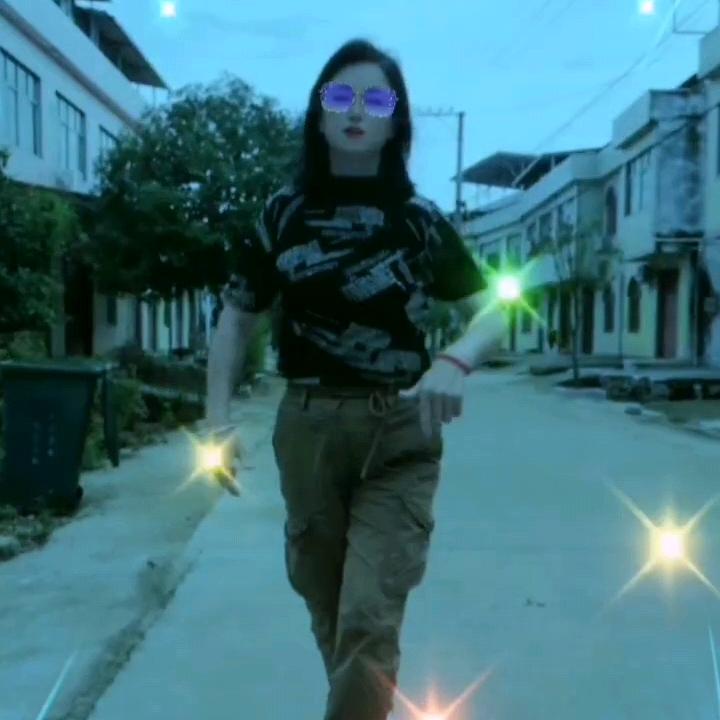 刘姿