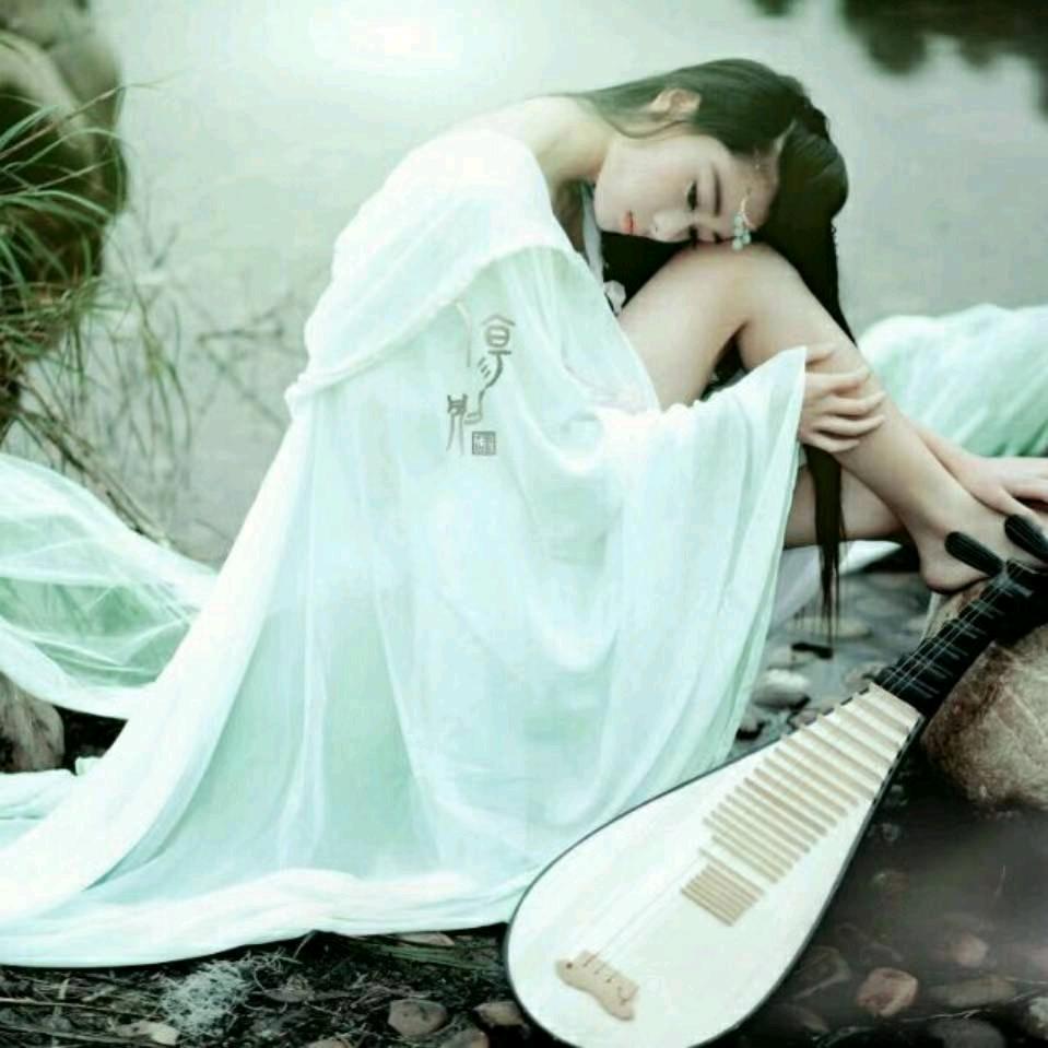 轉眼花落傾城舞