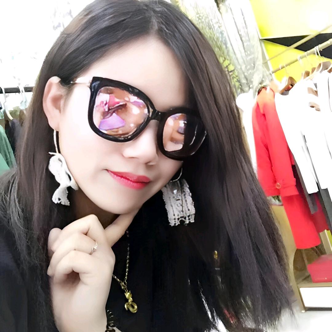 玲玲大可爱