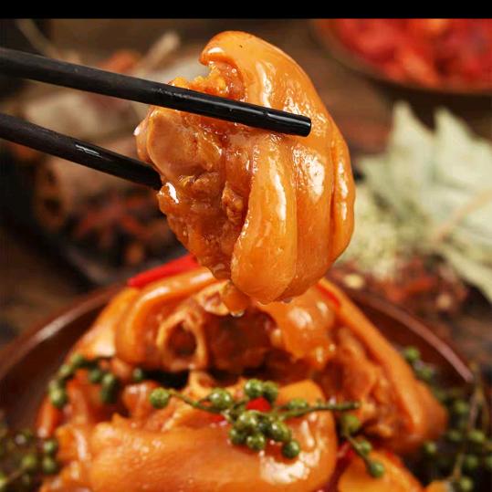 元宝家的🌹小馋猫