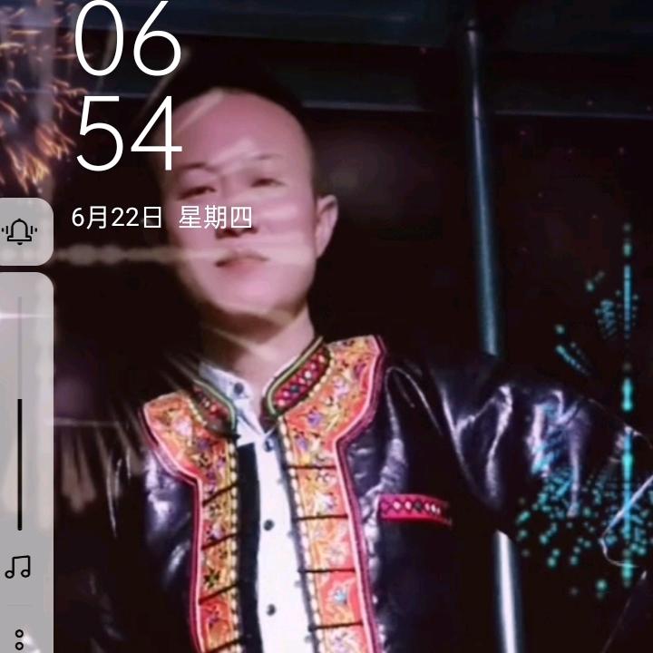 我是一个被爱伤过的人，