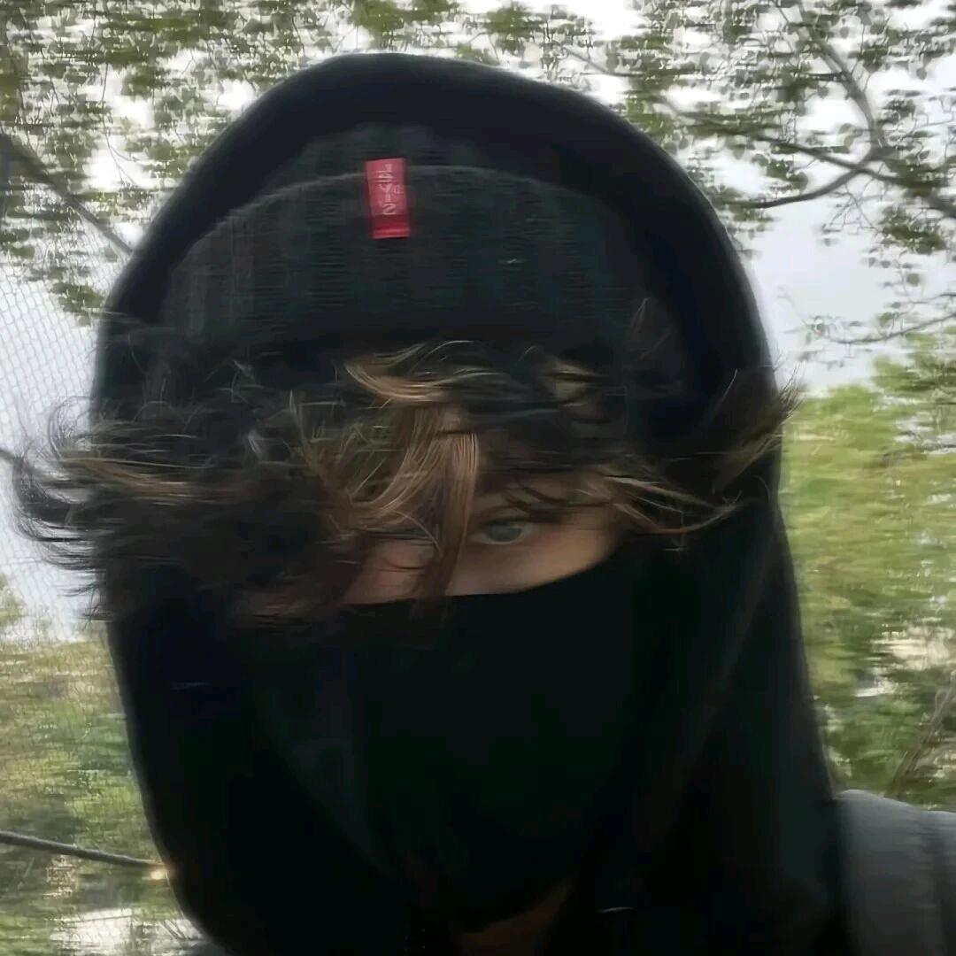 在逃