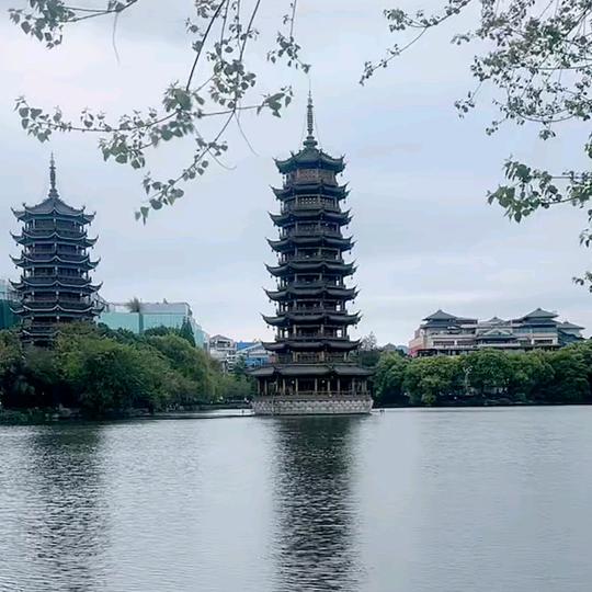我们都是浮云